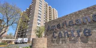 Luxury and fully updated studio in Americana Centre in downtown Rockville Gallery 1