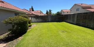 Clean 3 Bedroom / 2 Bathroom home near Stockdale High School, Recently Renovated! Clean 3 Bedroom / 2 Bathroom home near Stockdale High School, Recently Renovated! Gallery 28