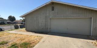 NW Visalia Home with Alley Access Rent Ready! Gallery 30