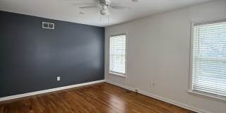 3301 Bull St Gallery 22