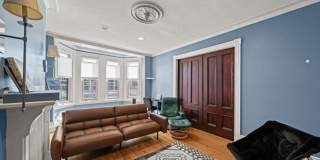 19 Cortes St. Gallery 6