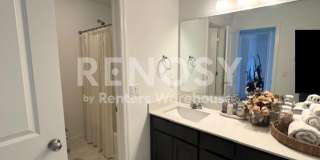 PRIME 3BD/2.5BA TOWNHOUSE IN MAPLE GROVE Gallery 1