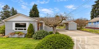 Vintage Charm, Modern Comfort & a Hot Tub Backyard Retreat Gallery 1