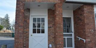 40 Bayville Avenue Gallery 1