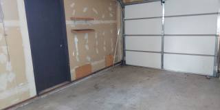 Large furnished 4 bedroom home with 2 car garage Gallery 16