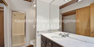 2 Bed 2.5 Bath Right off Cherry Street!! Gallery 17