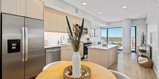 400H Apartments Gallery 39