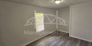 2210 Pullman Avenue Gallery 9