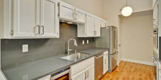 3 bedroom 2 bath Townhome - Greenmeadow Neighborhood Palo Alto!  $6800 Gallery 5