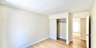 AVAILABLE NOW: BIG College Area Townhome 4bd/2.5ba HUGE garage, AC, pool, W/D Gallery 26