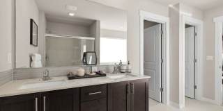 Modern 5 Bed Home Gallery 19