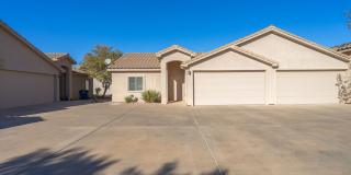 Spacious 2 Bedroom Hurricane Townhome - Pet friendly! Spacious 2 Bedroom Hurricane Townhome - Pet friendly! Gallery 1