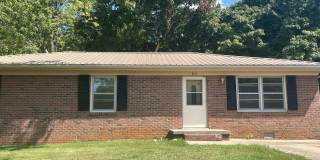 812 Springmont Drive Gallery 1