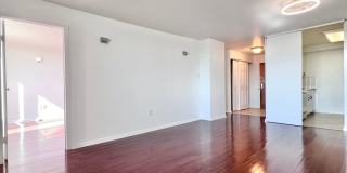 Luxury 1 Bedroom with Balcony, Pool & City Views – Hopkinson House Luxury 1 Bedroom with Balcony, Pool & City Views – Hopkinson House Gallery 1