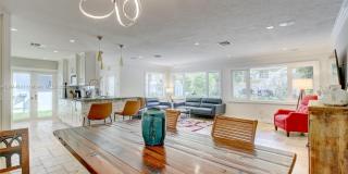 309 Oak St Gallery 27