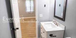 2311 Fairleigh Street Gallery 16