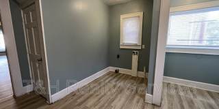 2950 Ruckle Street Gallery 9