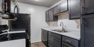 The Woodwinds Apartment Homes - Affordable Housing Gallery 4