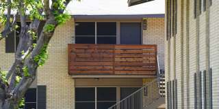 The Carriages Gallery 17