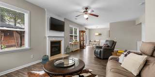 77 Lakeshore Parkway Gallery 10