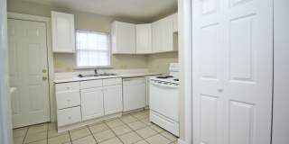 $500 Off Your First Month's Rent! 5 Bedroom - Close to USC Walking distance to Williams Brice stadium Gallery 8