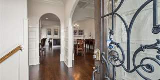 629 Boulevard NE Gallery 9