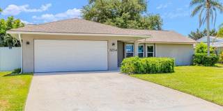 1234 PINEBROOK Way Gallery 1