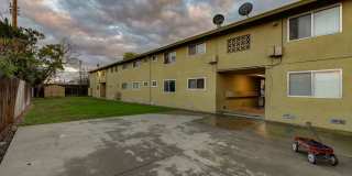 Sierra Court Apartments Gallery 6