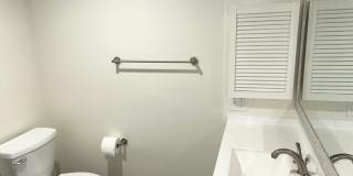 155 W Main St Gallery 7