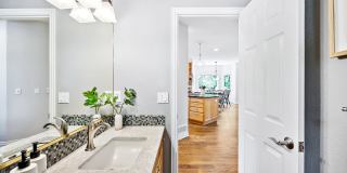 534 Sawtooth Point Gallery 8