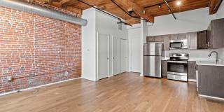 The Fountain Building Gallery 36