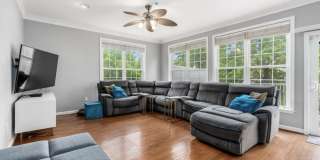 12371 Exchange Row Gallery 2