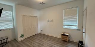 Cozy one bedroom apartment near downtown St. Petersburg Gallery 6