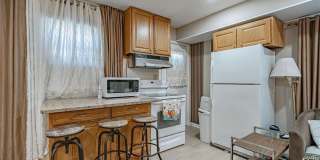 2627 Nottingham Road Gallery 24