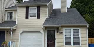 Nice 2 bedroom, 1.5 Townhouse Gallery 1