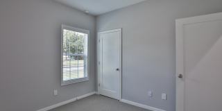 116 W Amelia Ave Gallery 18
