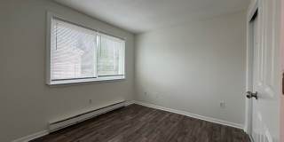 252 Blakeslee Street Gallery 8