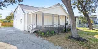 346 W Saxet Drive Gallery 3