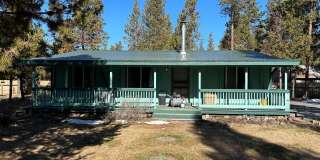 Cute Home Close to Everything Gallery 1