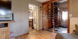 Bungalow in Desirable Highlands! Location Matters! Gallery 20