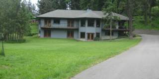 Country Living Close to Downtown CDA! Gallery 1