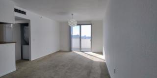Modern 1BR/1BA Condo with Stainless Steel Appliances – Downtown Miami Gallery 11
