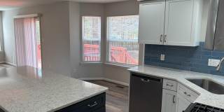 506 SUMMERVALE Court Gallery 18