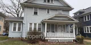 3677 Lake Avenue Gallery 1