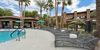 The Laurel Apartments Gallery 25