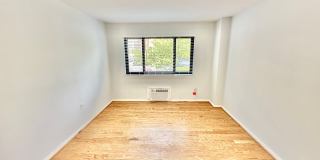 Spacious One Bedroom Condo In the Heart of Dupont - 17th/New Hampshire. Gallery 23