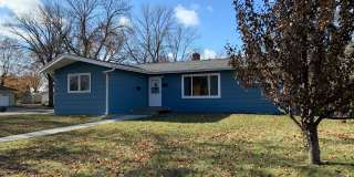 1 Bed 1 Bath Duplex in Moorhead! Gallery 1