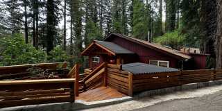 1604 Square foot modern multi level home minutes from Occidental, storage, primary suite, large yard, Gallery 1