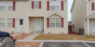 TWO STORY CONDO IN RIFLE! Gallery 1