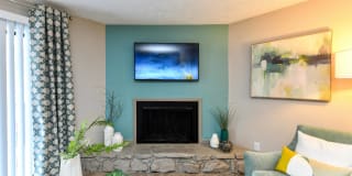 The VUE at Crestwood Apartments Gallery 5